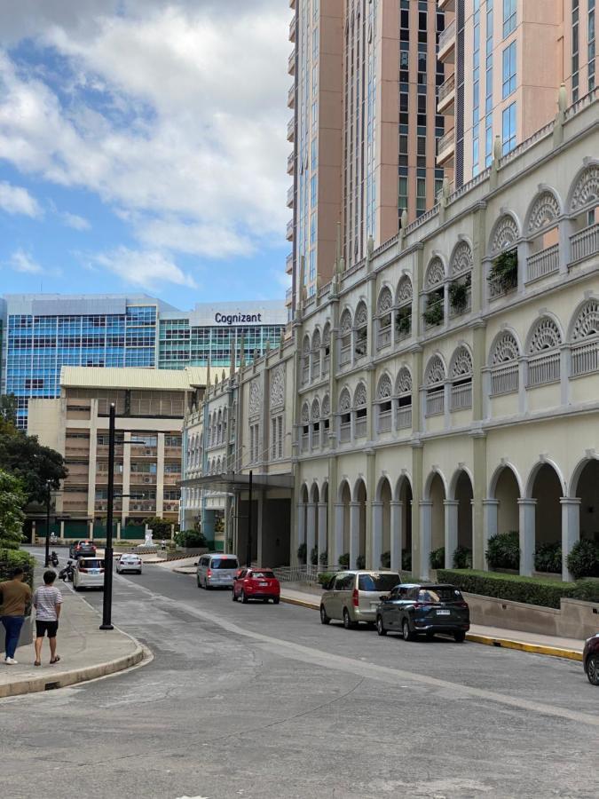 Spacious Condo In Venice Luxury Residences Taguig Exterior foto
